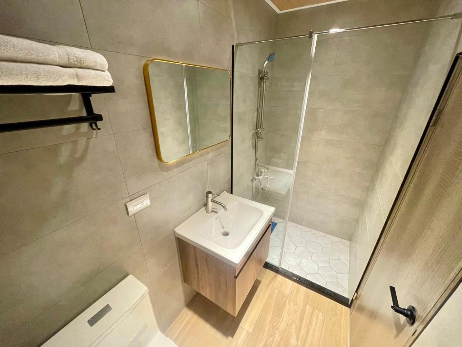 Shuntai Inn Fengshan  Exterior photo