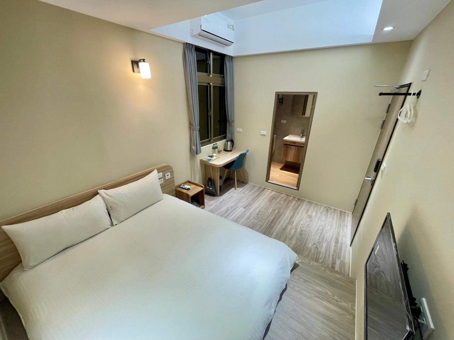Shuntai Inn Fengshan  Exterior photo