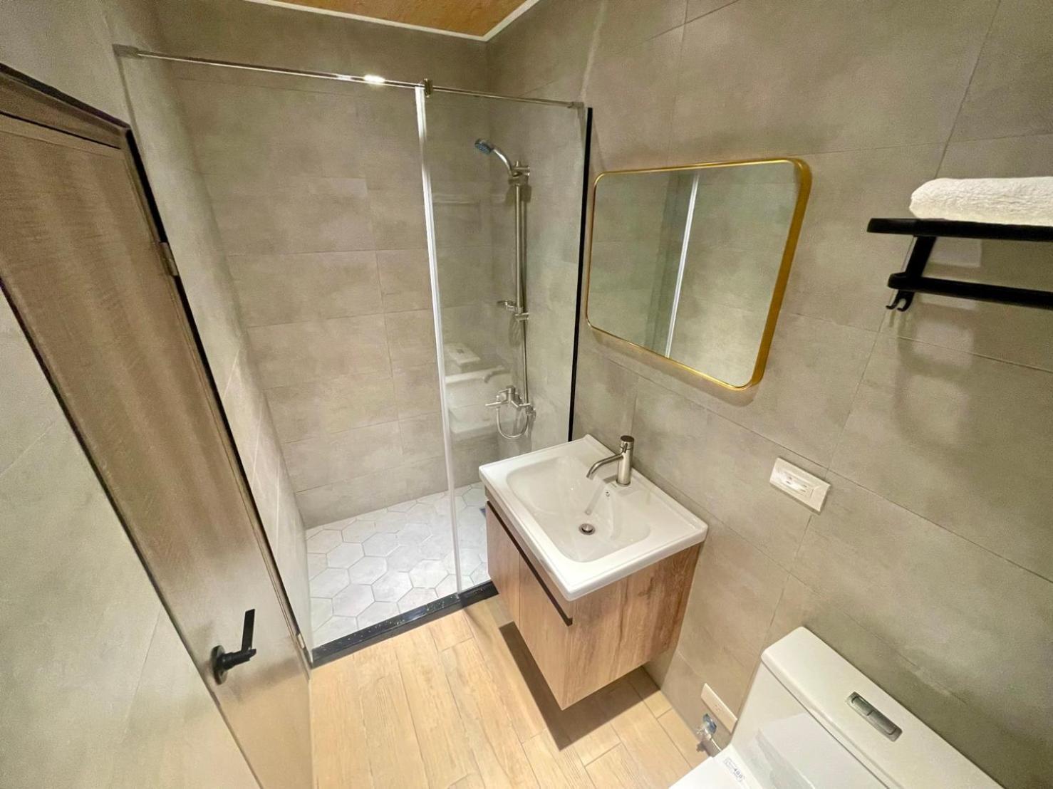Shuntai Inn Fengshan  Exterior photo